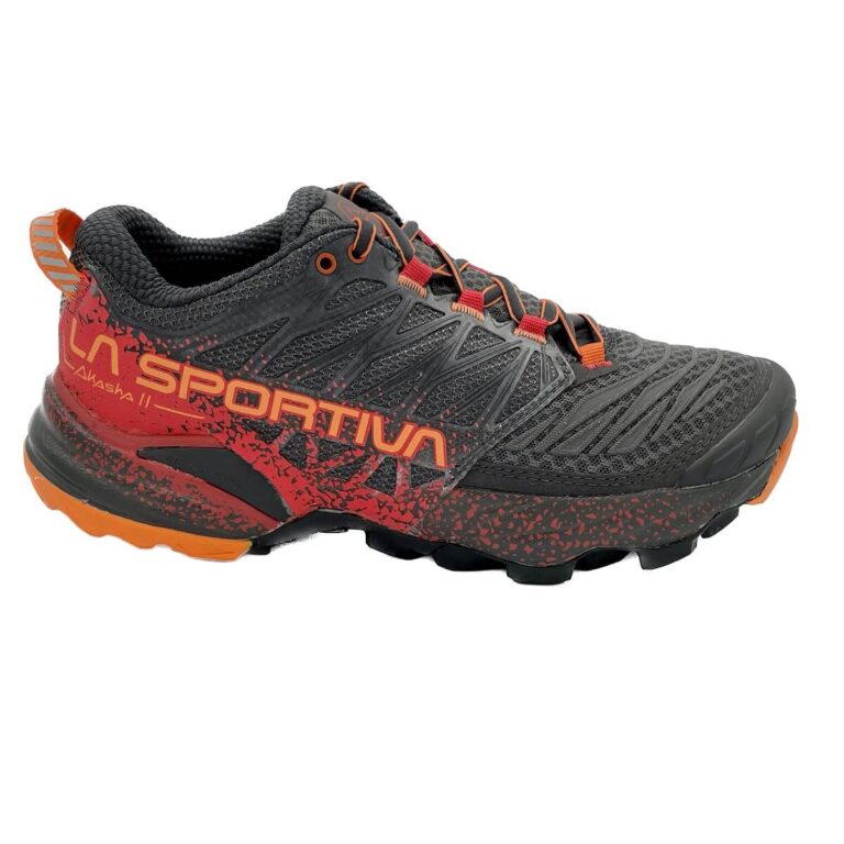 La Sportiva Akasha II Woman è più ammortizzata della collezione trail. Ideale su lunghe distanze e per sessioni di allenamento prolungate