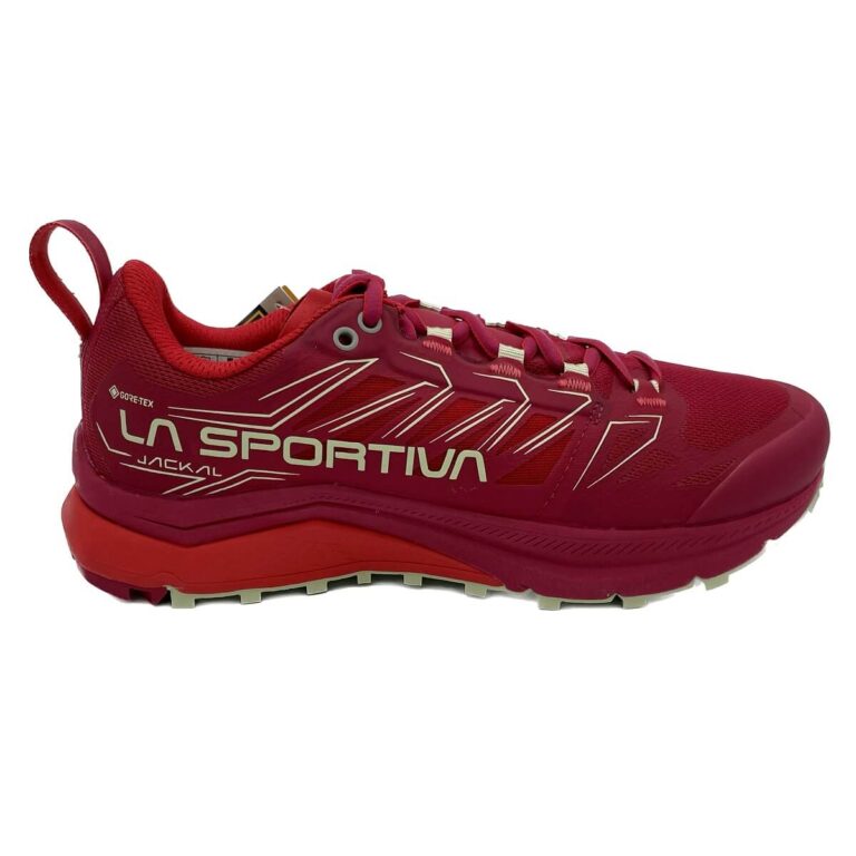 La Sportiva Jackal GTX Woman Calzatura trail perfetta su lunghe distanze ed allenamenti con membrana Gore-Tex® che garantisce impermeabilità traspirabilità.