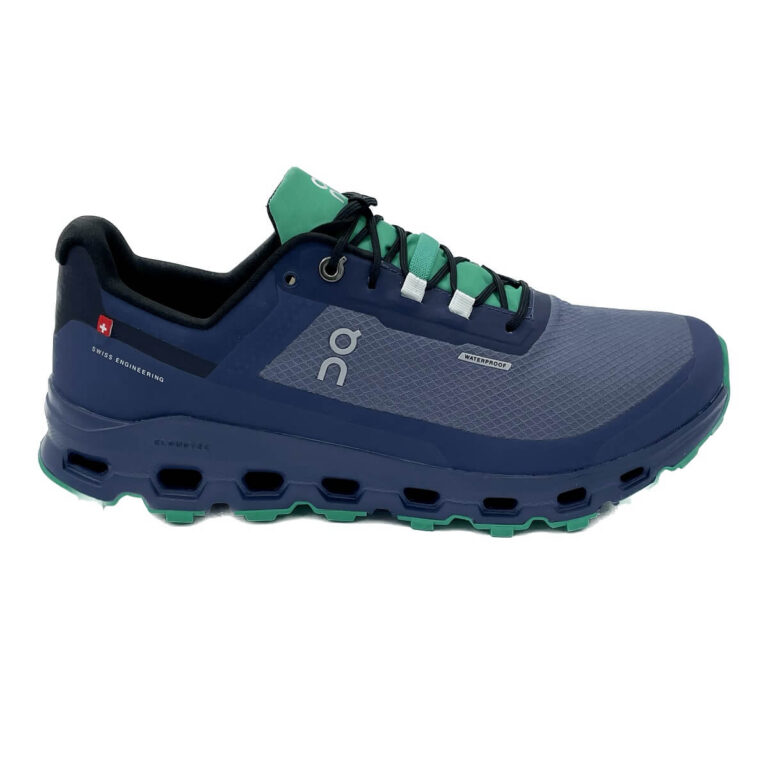 On Cloudvista Waterproof Scarpa ammortizzata, ideale in ogni condizione meteo. La tomaia è realizzata con materiali impermeabili con elementi rinfrangenti.