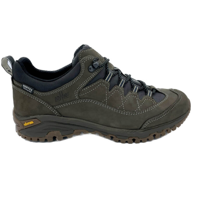 Lomer Sella II MTX nubuck per lunghe passeggiate sia in città che sui sentieri. Tomaia in nubuck leggera e resistente. Il fondo Vibram® garantisce trazione.