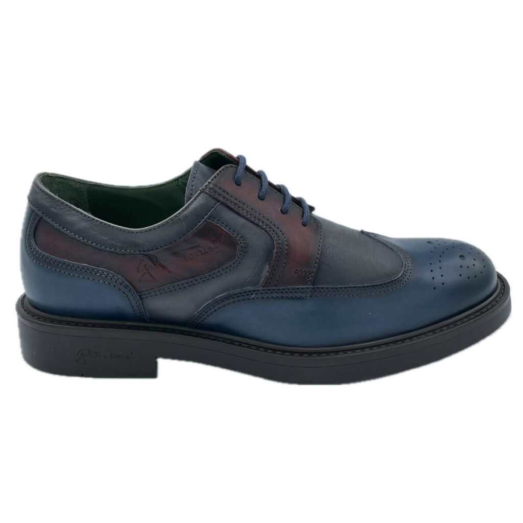 Galizio Torresi 312838 pelle scarpa sportiva/elegante in pelle blu e grigia. Fodera e sottopiede estraibile in pelle. Suola gomma. Made in Italy