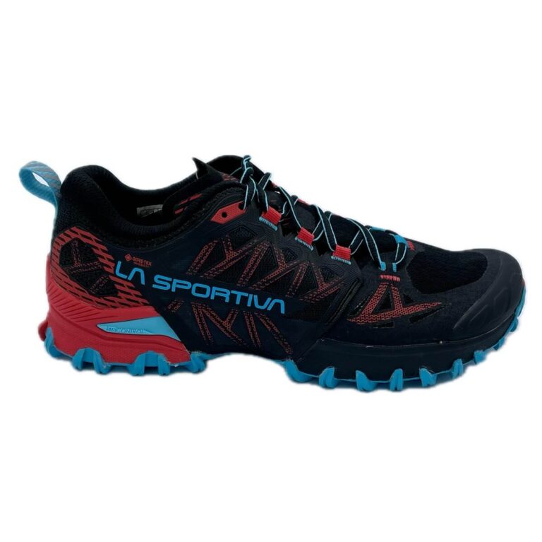 La Sportiva Bushido III GTX W calzatura da competizione leggera, grippante e stabile su tutti i terreni. Calzata molto fasciante. Tomaia in mesh traspirante