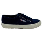 SUPERGA 2750-COTU CLASSIC Sneaker in tela di cotone traspirante, sfoderata Occhielli in alluminio e chiusura con lacci in cotone Suola in gomma vulcanizzata