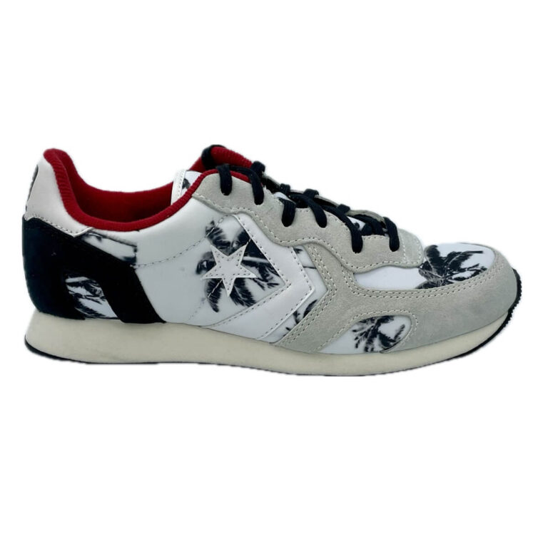 CONVERSE AUCKLAND RACER Tomaia in mesh nylon con inserti in pelle scamosciata. Fodera e sottopiede in tessuto. Suola in gomma